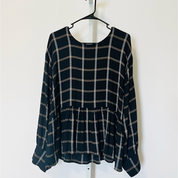 Madewell Button-Back Peplum Top in Plaid - Picture 3 of 7
